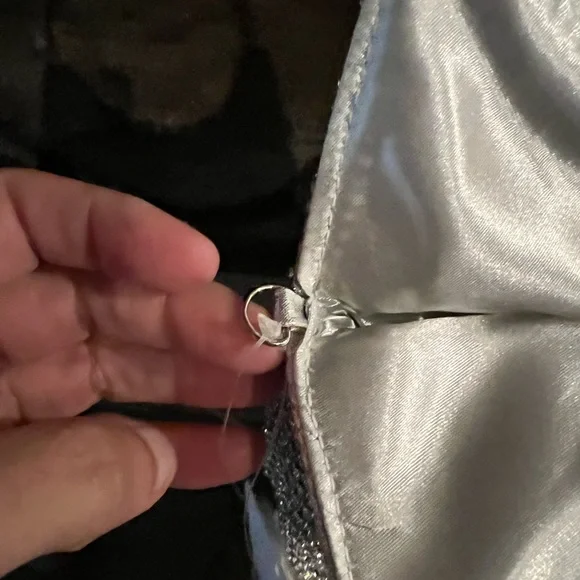 Silver Shimmer NWT small bag - Picture 8 of 9